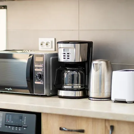 Matei Basarab Chic *